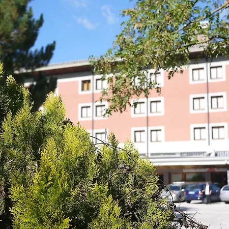 Holidays Hotel 3*